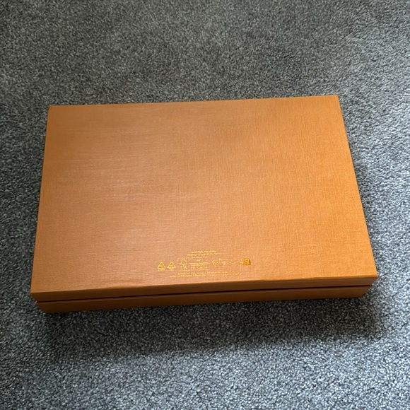 Louis Vuitton box - Picture 3 of 3
